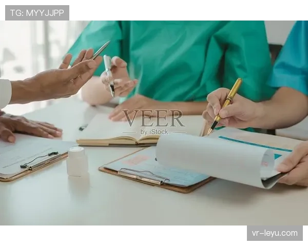 财政公平视角下的争冠:解读三强在工资帽下的不同建队策略